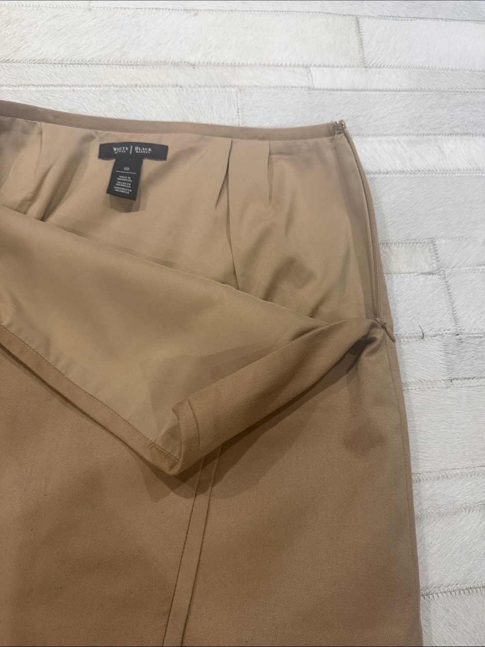 White House Black Market Tan Layered Skirt - Picture 5 of 5